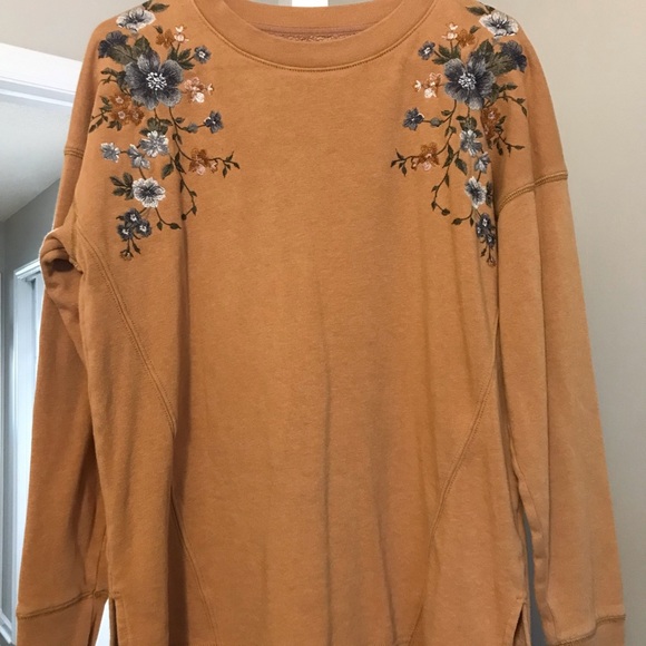 Floral Embroidered Sweatshirt - Picture 1 of 4